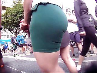 Candid large a-hole bubble ass pacotuda pawg culona large booty 24